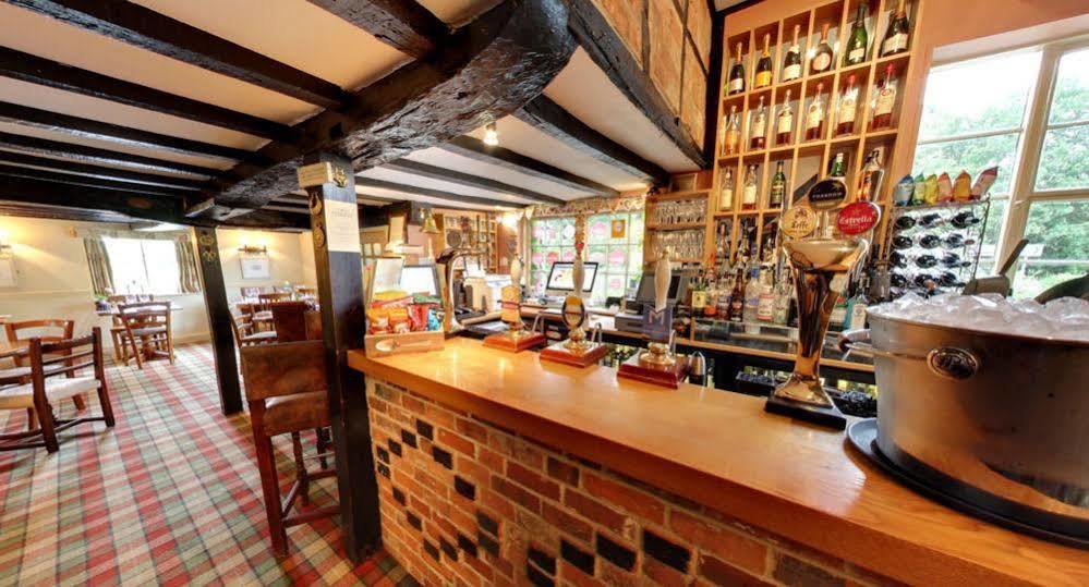 The Nags Head Hotel 그레이트미센던 외부 사진